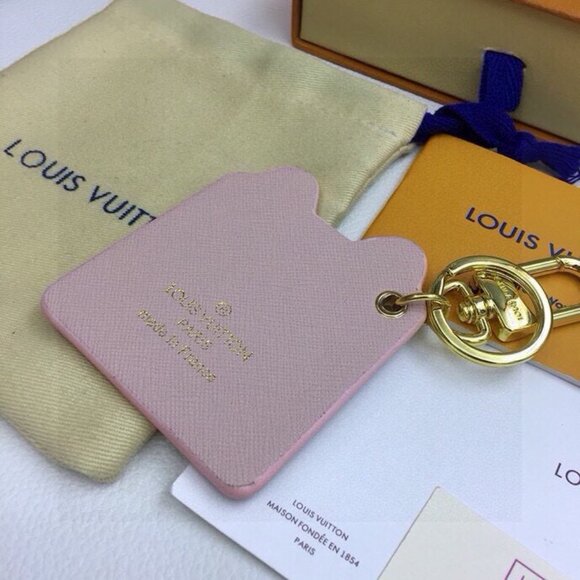 Louis Vuitton Cute Cat Bag Charm/Keychain - Picture 5 of 5